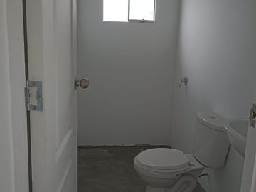 Venta De Casa en San Antonio De Mala - Frente a parque - De estreno  - Precio Negociable.