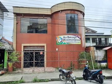SE VENDE CASA (OFICINA o BODEGA) DE 2 PLANTAS 252 M2. DE CONSTRUCCIÓN, QUININDE – ESMERALDAS - ECUADOR