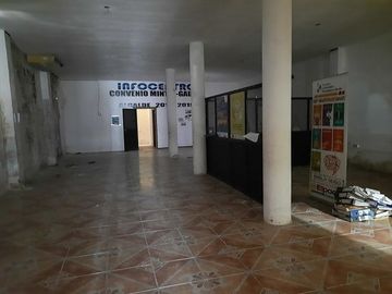 SE VENDE CASA (OFICINA o BODEGA) DE 2 PLANTAS 252 M2. DE CONSTRUCCIÓN, QUININDE – ESMERALDAS - ECUADOR