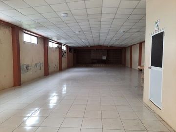 SE VENDE CASA (OFICINA o BODEGA) DE 2 PLANTAS 252 M2. DE CONSTRUCCIÓN, QUININDE – ESMERALDAS - ECUADOR
