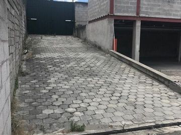 SE VENDE LOCAL COMERCIAL, OFICINAS, BODEGA Y PATIO 345 MTS. DE CONSTRUCCIÓN, NORTE DE QUITO – PONCEANO ALTO – QUITO – PICHINCHA - ECUADOR