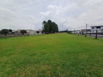 SE VENDE CASA DE DOS PLANTAS EN URBANIZACIÓN SAN RAFAEL, VALLE DE LOS CHILLOS – RUMIÑAHUI – PICHINCHA - ECUADOR