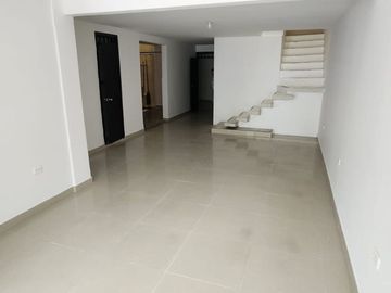 SE VENDE PROPIEDAD BIFAMILIAR EN NUEVO ALVERNIA