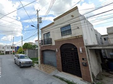 CASA EN VENTA   ** NO SE ACEPTA NINGUN TIPO DE CREDITOS ** FRACC. LOS PRESIDENTES, MATAMOROS. TAMAULIPAS. 3 RECAMARAS, 2 BAÑOS, 2 ESTAC.  -CAMT