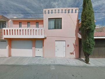 CASA EN VENTA EN JARDINES DE DURANGO, DURANGO.