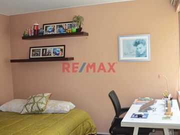 Departamento En Venta En Valle Hermoso En El Distrito De Santiago De Surco.