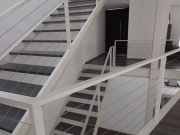 Excelente Casa en Calle Muy Segura, 6a sección.