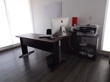 Excelente Casa en Calle Muy Segura, 6a sección.