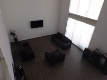 Excelente Casa en Calle Muy Segura, 6a sección.