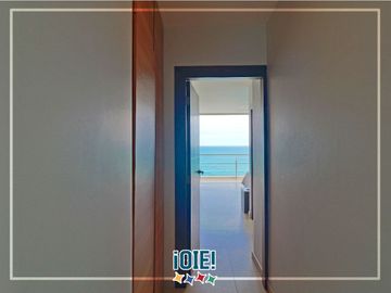 En venta: Dpto. en primera línea al Mar, Edificio Las Olas, Manta