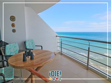 En venta: Dpto. en primera línea al Mar, Edificio Las Olas, Manta