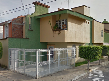 VENTA DE CASA EN CALLE MIGUEL ALEMAN EL CARMEN ZAMORA DE HIDALGO MICHOACAN
