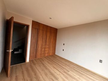 VENTA DE CASA EN RESIDENCIAL REAL DE ACACIAS