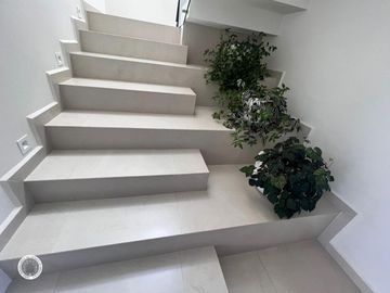 VENTA DE CASA EN RESIDENCIAL ZIRANDA