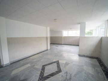 EN VENTA CASA EN SANGOLQUI 6HAB. /CLUB LOS CHILLOS