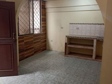 Alquilo Suite con dormitorio doble Cdla Kennedy norte Guayaquil