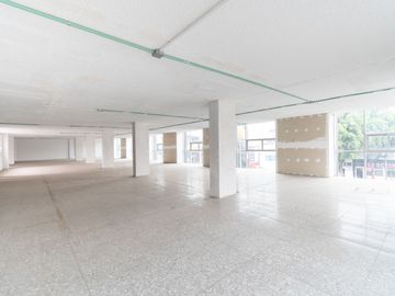 RENTA DE EDIFICIO EN AV. MONTEVIDEO