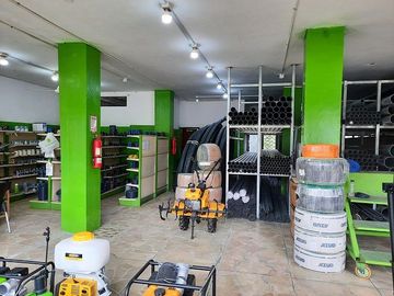 SE VENDE LOCAL COMERCIAL Y BODEGA 137 MTS. DE CONSTRUCCIÓN, LA CONCORDIA - SANTO DOMINGO - ECUADOR