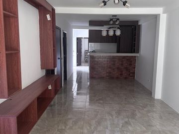 CASA EN VENTA EN PORTOVIEJO LOS JAZMINES ¡OPORTUNIDAD!