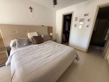 Apartamento en venta en Paraiso- cerca a Le Meridiem