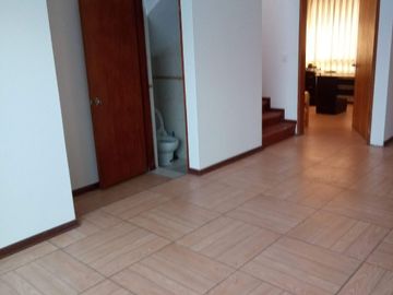 Casa de 2 Pisos y Azotea en Urbanización Huachipa Norte Zona Residencial