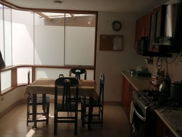 Casa de 2 Pisos y Azotea en Urbanización Huachipa Norte Zona Residencial