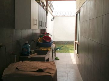 Casa de 2 Pisos y Azotea en Urbanización Huachipa Norte Zona Residencial