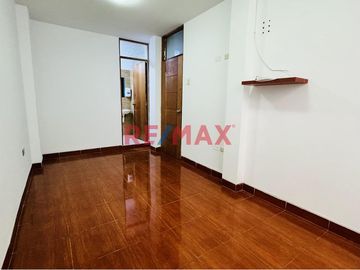 Alquiler De Departamento En La Urb. La Purisima, Chiclayo.(G.YALICO)