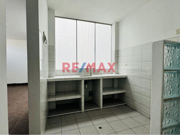 Alquiler De Departamento En La Urb. La Purisima, Chiclayo.(G.YALICO)