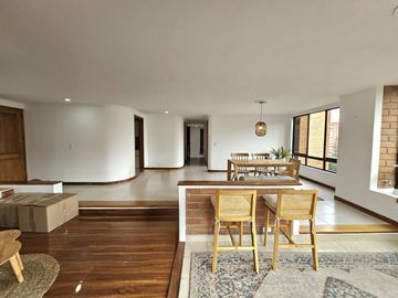 Apartamento grande en arriendo en El Poblado - Cerca a Vizcaya