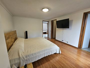 Apartamento grande en arriendo en El Poblado - Cerca a Vizcaya