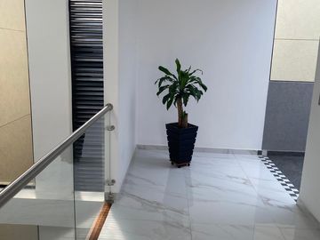CASA UNIFAMILIAR EN EL ALBERGUE 🏡