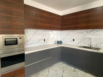casa en venta en Yucatán Country Club , Mérida acabados de lujo y campo de golf
