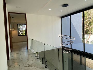 casa en venta en Yucatán Country Club , Mérida acabados de lujo y campo de golf