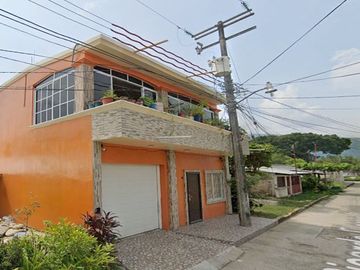 MUY BONITA PROPIEDAD UBICADA HUIXTLA , EN LA CIUDAD DE CHIAPAS