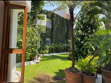 HERMOSA CASA ESTILO BARRAGAN EN PALMIRA