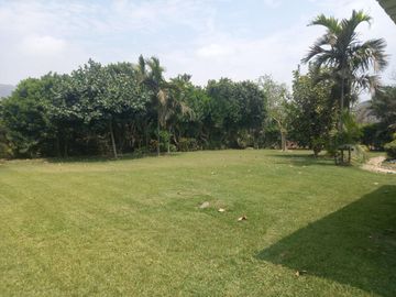 CÁLIDA CASA DE CAMPO EN PACHACÁMAC, EXCELENTE UBICACIÓN, ZONA TRANQUILA
