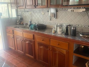 CASA PARA INVERSIÓN CON DOS DEPARTAMENTOS INDEPENDIENTES!
