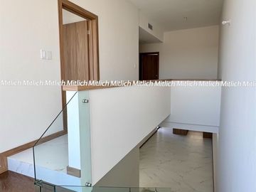 Casa en venta con recámara en planta baja Albaterra $5,700,000
