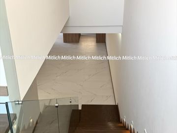 Casa en venta con recámara en planta baja Albaterra $5,700,000