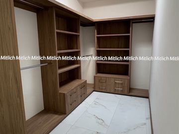 Casa en venta con recámara en planta baja Albaterra $5,700,000