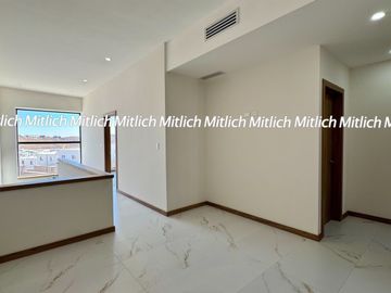 Casa en venta con recámara en planta baja Albaterra $5,700,000