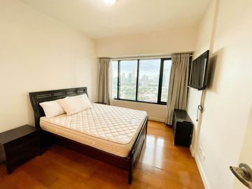 One Rockwell: GOOD DEAL 2BR Unit for Sale!