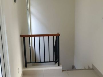 Dijual Murah Rumah Scientia Cluster Thomson Gading Serpong Lokasi Strategis