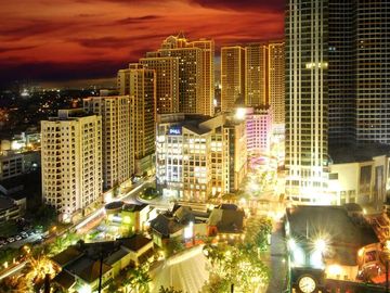 Renovated 1 Bedroom with parking For Sale One Orchard Road Eastwood Quezon City