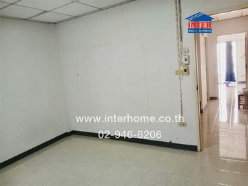 3-storey townhouse, 18 sq m. Townhouse, Soi Ramkhamhaeng 24, Intersection 8, Ramkhamhaeng Road, Soi Ramkhamhaeng 24, Bang Kapi District, Bangkok