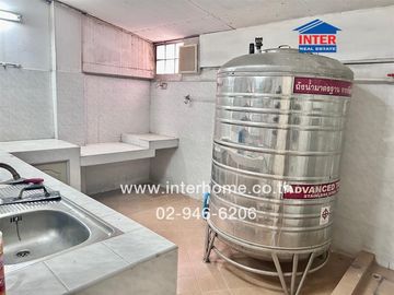 3-storey townhouse, 18 sq m. Townhouse, Soi Ramkhamhaeng 24, Intersection 8, Ramkhamhaeng Road, Soi Ramkhamhaeng 24, Bang Kapi District, Bangkok
