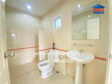 2-storey detached house, 37.2 sq.w., Phumisiri Village, Rangsit, Khlong 7, near Sarasas Witaed Rangsit School, Khlong 7, Rangsit-Nakhon Nayok Road, Kh