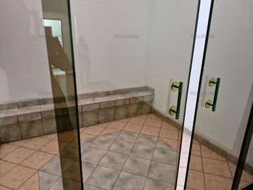 Hermoso departamento en zona residencial de Surco.