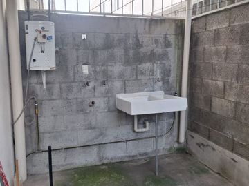 VENDO CASA EN FRACCIONAMIENTO PRIVADO CON ALBERCA EN LOS HEROES VERACRUZ